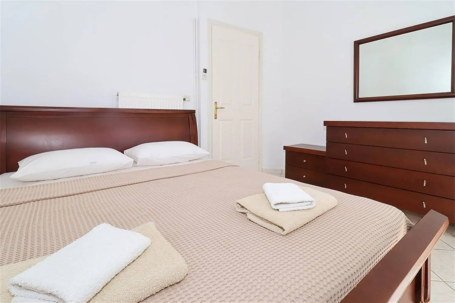 Сasa de vacaciones Victoria House Pefkohori 3 Bedrooms 12 Guests