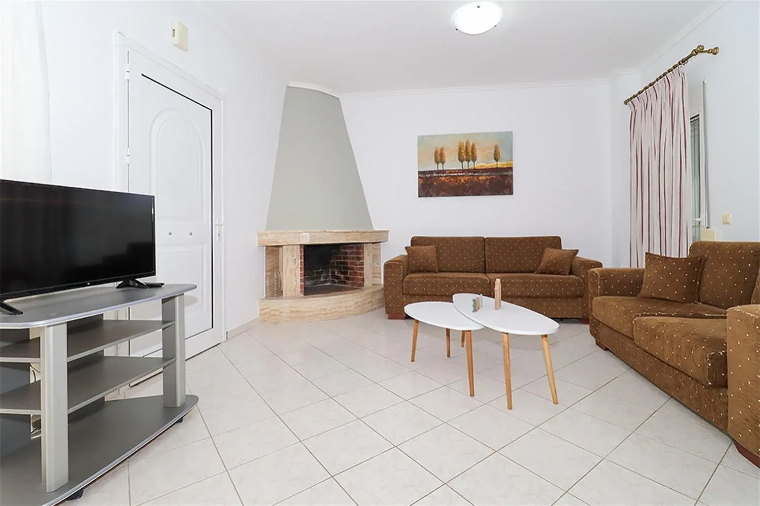 Victoria House Pefkohori 3 Bedrooms 12 Guests Pefkochori